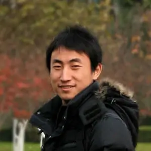 创始人咬哒叔的照片